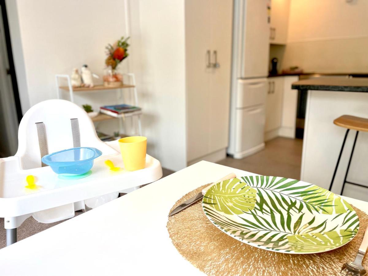 Family Friendly 3Br Flat - 3Min Walk To The Beach - Self Contained Auckland Luaran gambar